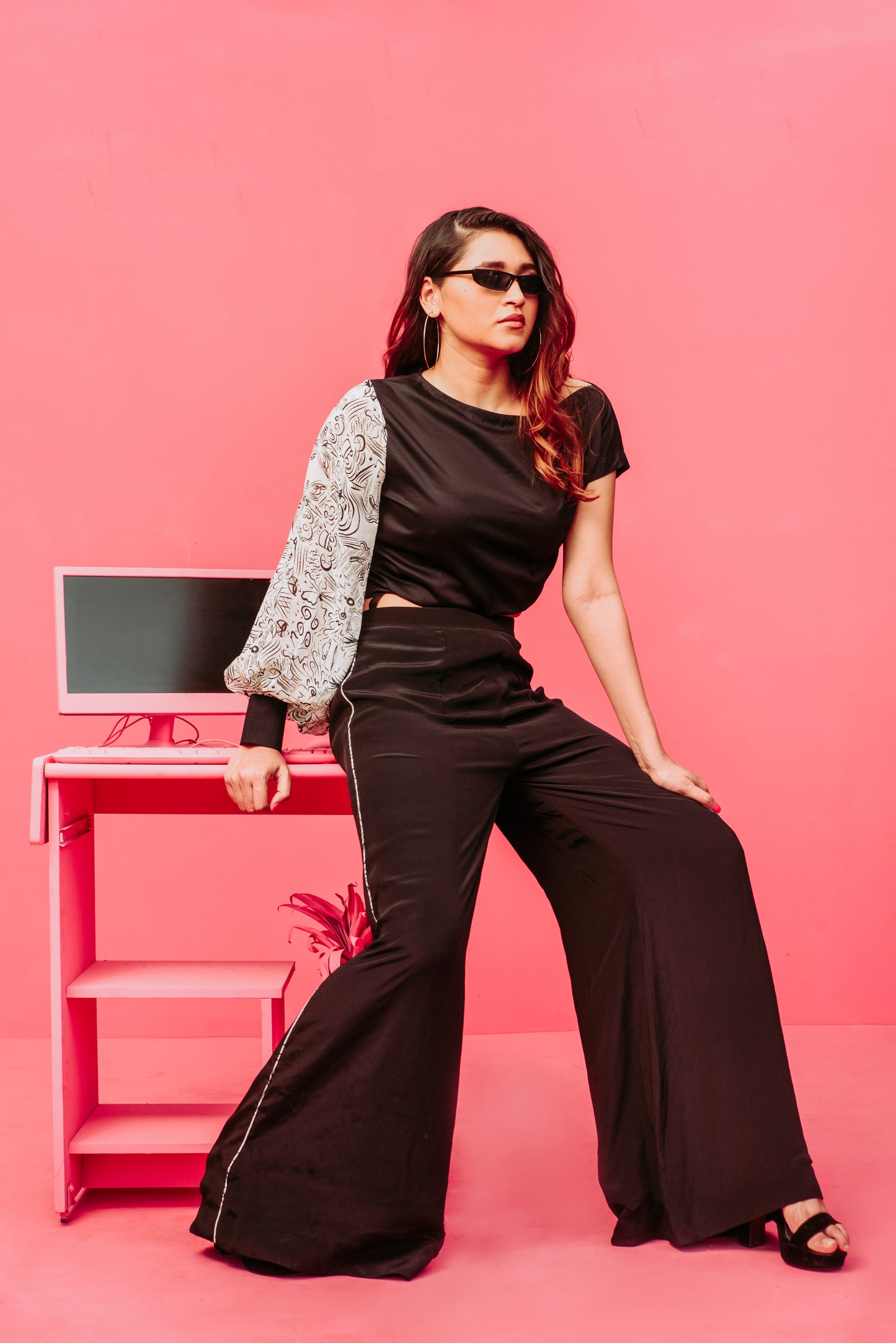 One Side Balloon Sleeved Top