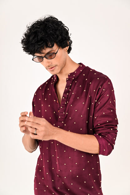 Gulnaar Kurta